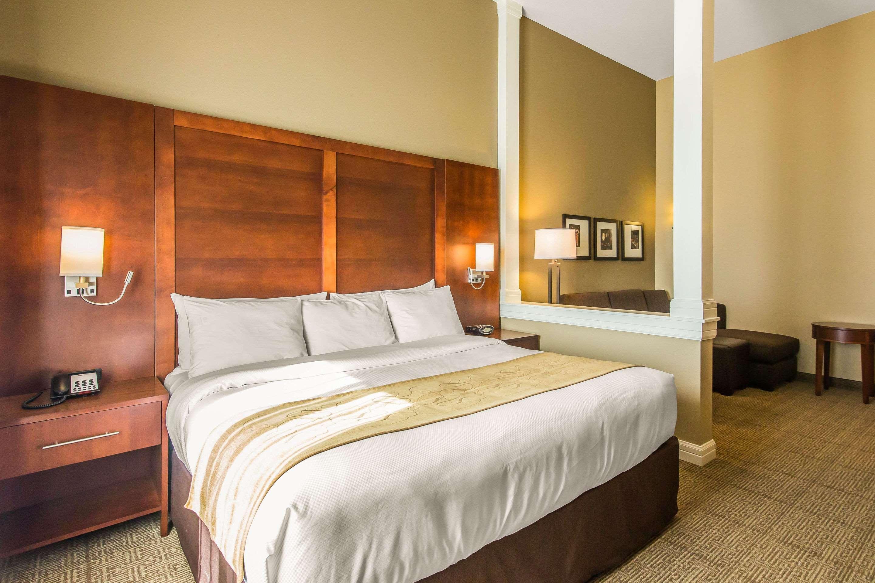 Comfort Suites - Dodge City Εξωτερικό φωτογραφία